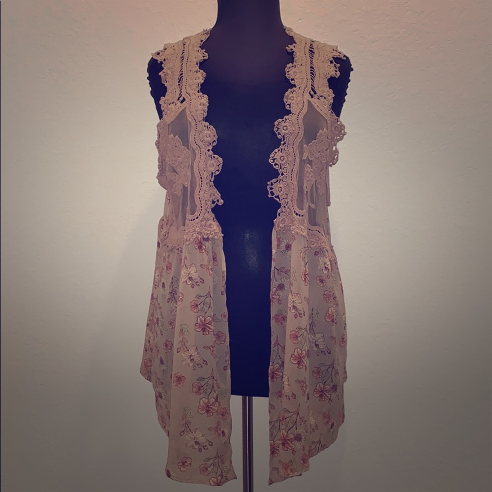 This beauty is waiting for a crowd!